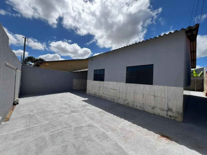 Casa com 3 quartos à venda, 300m2 em Setor Sul III Etapa, Anapolis - GO - imagem 2 Foto 2 de Casa com 3 quartos à venda, 300m2 em Setor Sul III Etapa, Anapolis - GO