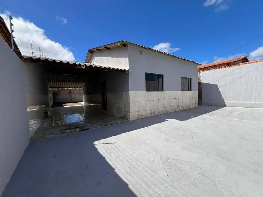 Casa com 3 quartos à venda, 300m2 em Setor Sul III Etapa, Anapolis - GO - imagem 1 Foto 1 de Casa com 3 quartos à venda, 300m2 em Setor Sul III Etapa, Anapolis - GO