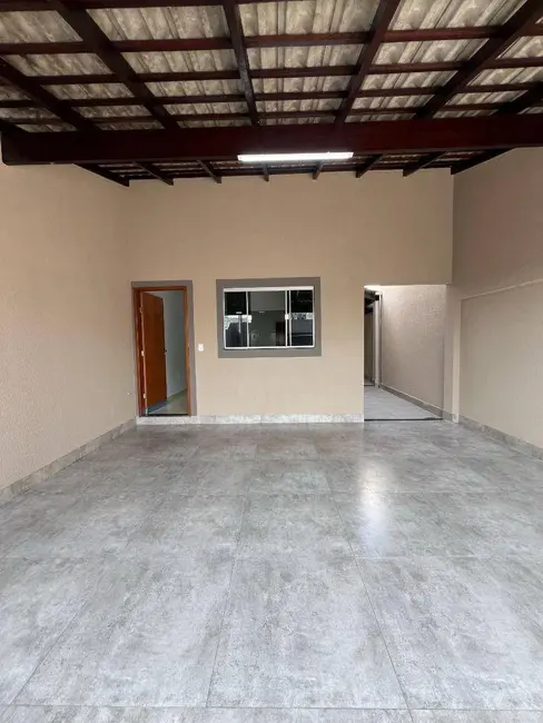 Casa com 2 quartos à venda, 154m2 em Santo Antônio, Anapolis - GO - imagem 2 Foto 2 de Casa com 2 quartos à venda, 154m2 em Santo Antônio, Anapolis - GO