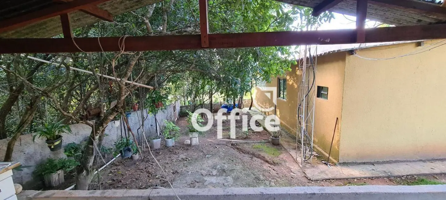 Foto 3 de Chácara com 2 quartos à venda, 4200m2 em Abadiania - GO