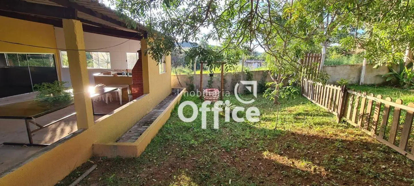 Foto 4 de Chácara com 2 quartos à venda, 4200m2 em Abadiania - GO