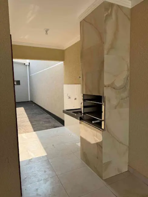 Casa com 3 quartos à venda, 150m2 em Anapolis - GO - imagem 4 Foto 4 de Casa com 3 quartos à venda, 150m2 em Anapolis - GO