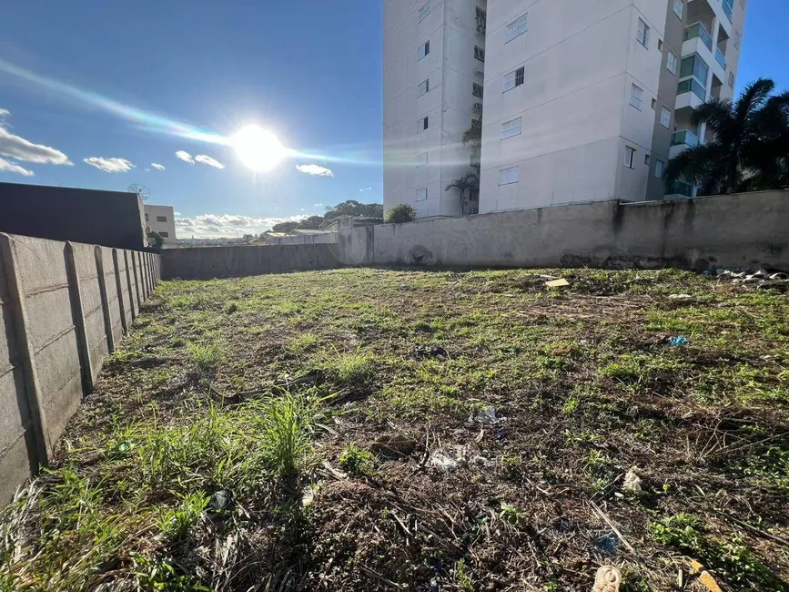 Foto 3 de Terreno / Lote à venda, 450m2 em Residencial Araujoville, Anapolis - GO