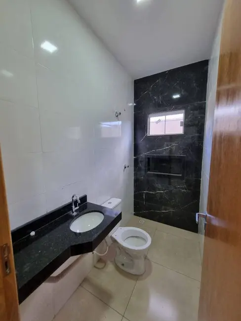 Casa com 3 quartos à venda, 200m2 em Santos Dumont, Anapolis - GO - imagem 5 Foto 5 de Casa com 3 quartos à venda, 200m2 em Santos Dumont, Anapolis - GO