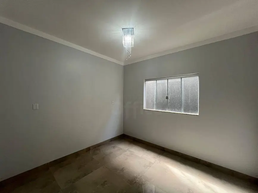 Casa com 4 quartos à venda, 300m2 em Anexo Itamaraty, Anapolis - GO - imagem 9 Foto 9 de Casa com 4 quartos à venda, 300m2 em Anexo Itamaraty, Anapolis - GO