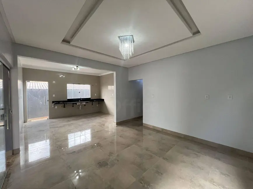 Casa com 4 quartos à venda, 300m2 em Anexo Itamaraty, Anapolis - GO - imagem 3 Foto 3 de Casa com 4 quartos à venda, 300m2 em Anexo Itamaraty, Anapolis - GO