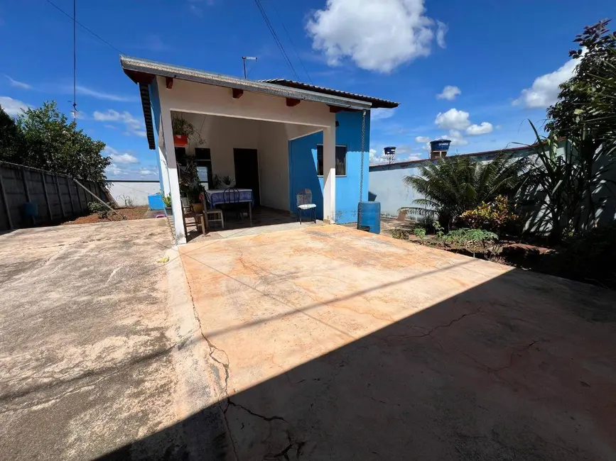 Casa com 3 quartos à venda, 360m2 em Residencial São Vicente, Anapolis - GO - imagem 3 Foto 3 de Casa com 3 quartos à venda, 360m2 em Residencial São Vicente, Anapolis - GO