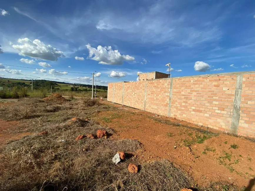 Foto 6 de Terreno / Lote à venda, 300m2 em Bandeiras, Anapolis - GO