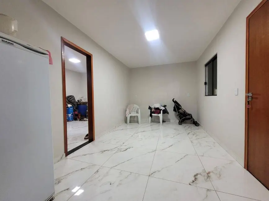 Casa com 3 quartos à venda, 200m2 em Anapolis - GO - imagem 4 Foto 4 de Casa com 3 quartos à venda, 200m2 em Anapolis - GO