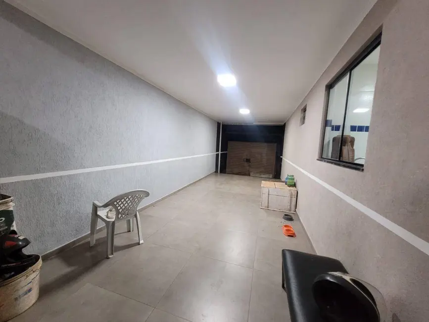 Casa com 3 quartos à venda, 200m2 em Anapolis - GO - imagem 3 Foto 3 de Casa com 3 quartos à venda, 200m2 em Anapolis - GO