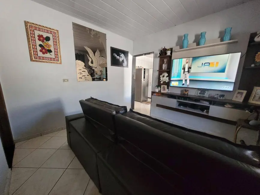 Foto 6 de Casa com 2 quartos à venda, 300m2 em Anapolis - GO