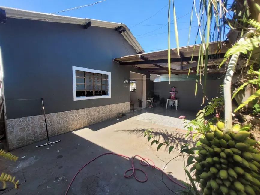 Foto 2 de Casa com 2 quartos à venda, 300m2 em Anapolis - GO