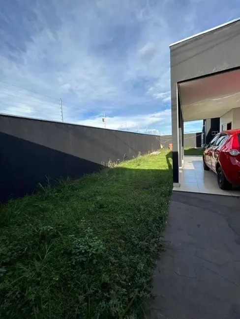 Foto 3 de Casa com 3 quartos à venda, 300m2 em Residencial Flor do Cerrado, Anapolis - GO