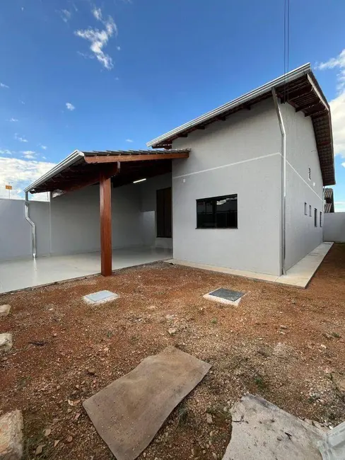 Casa com 3 quartos à venda, 200m2 em Residencial Aldeia dos Sonhos, Anapolis - GO - imagem 1 Foto 1 de Casa com 3 quartos à venda, 200m2 em Residencial Aldeia dos Sonhos, Anapolis - GO