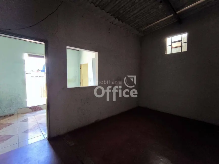 Foto 3 de Casa com 4 quartos à venda, 274m2 em Maracanã, Anapolis - GO