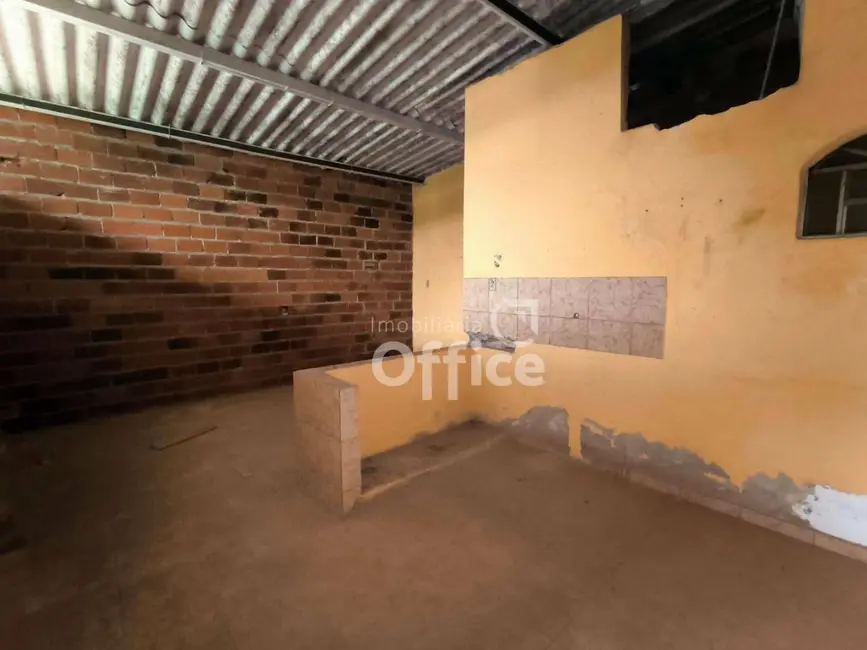 Foto 4 de Casa com 4 quartos à venda, 274m2 em Maracanã, Anapolis - GO