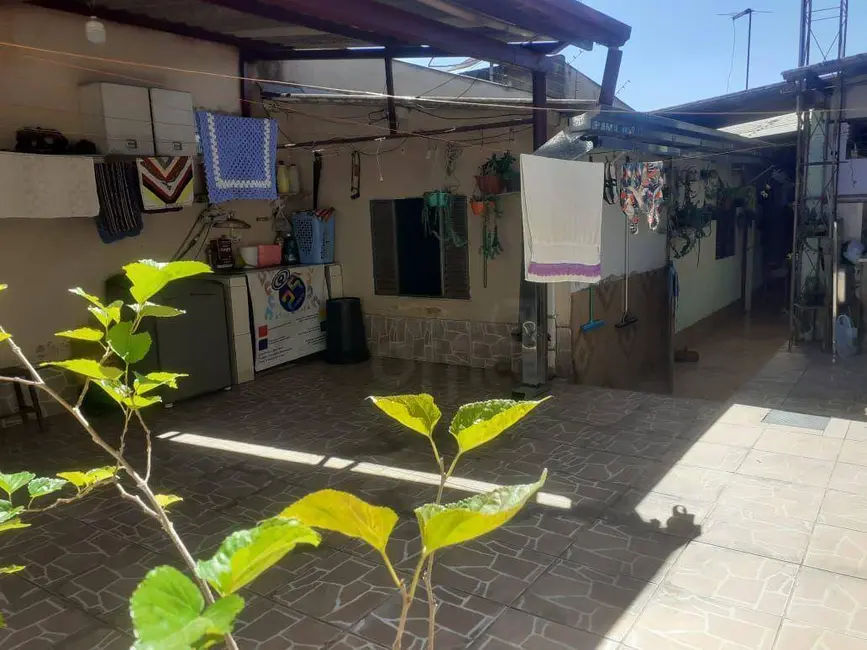 Foto 1 de Casa com 4 quartos à venda, 274m2 em Maracanã, Anapolis - GO