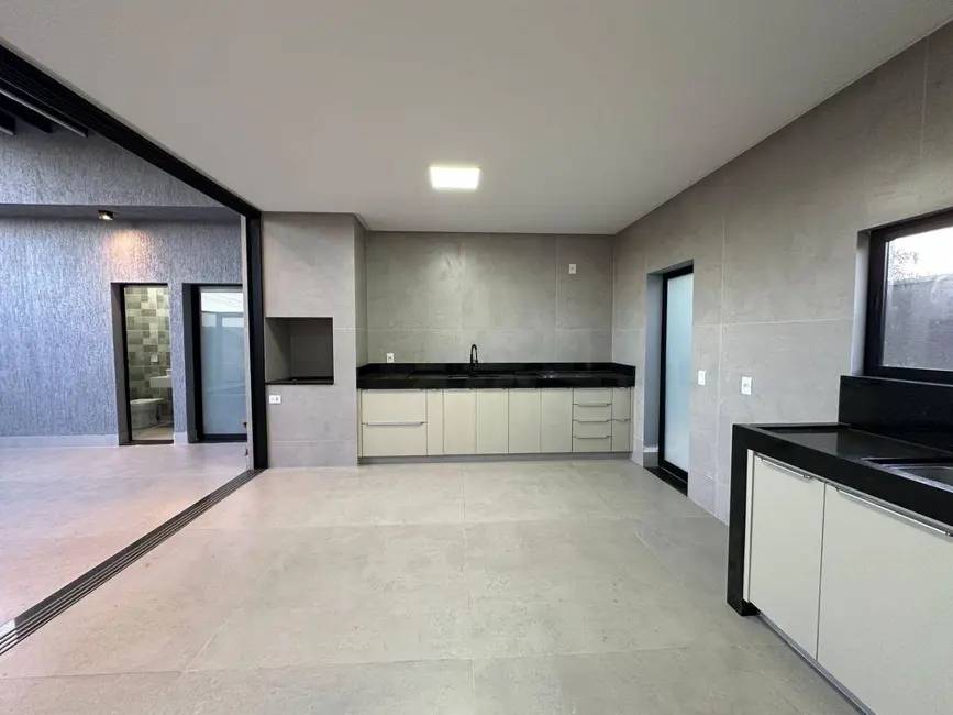Sobrado com 5 quartos à venda, 372m2 em Anapolis - GO - imagem 5 Foto 5 de Sobrado com 5 quartos à venda, 372m2 em Anapolis - GO