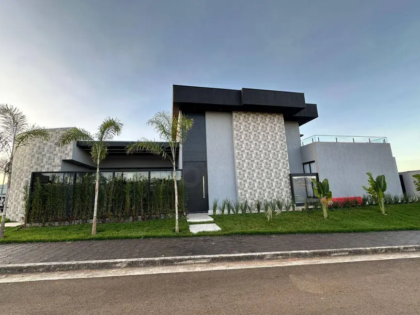 Sobrado com 5 quartos à venda, 372m2 em Anapolis - GO - imagem 1 Foto 1 de Sobrado com 5 quartos à venda, 372m2 em Anapolis - GO