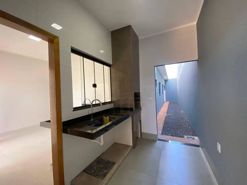 Casa com 3 quartos à venda, 150m2 em Residencial Flor do Cerrado, Anapolis - GO - imagem 6 Foto 6 de Casa com 3 quartos à venda, 150m2 em Residencial Flor do Cerrado, Anapolis - GO