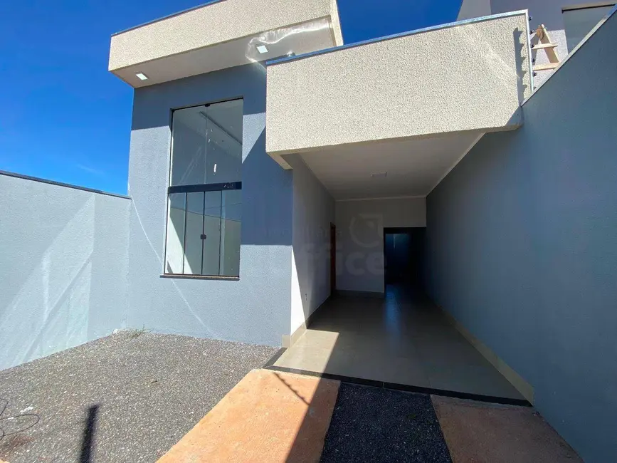 Foto 1 de Casa com 3 quartos à venda, 150m2 em Residencial Flor do Cerrado, Anapolis - GO