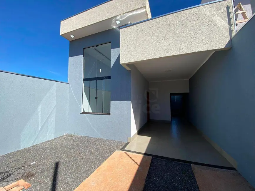 Casa com 3 quartos à venda, 150m2 em Residencial Flor do Cerrado, Anapolis - GO - imagem 3 Foto 3 de Casa com 3 quartos à venda, 150m2 em Residencial Flor do Cerrado, Anapolis - GO