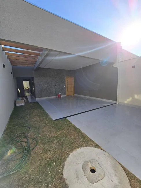 Casa com 3 quartos à venda, 150m2 em Anapolis - GO - imagem 2 Foto 2 de Casa com 3 quartos à venda, 150m2 em Anapolis - GO