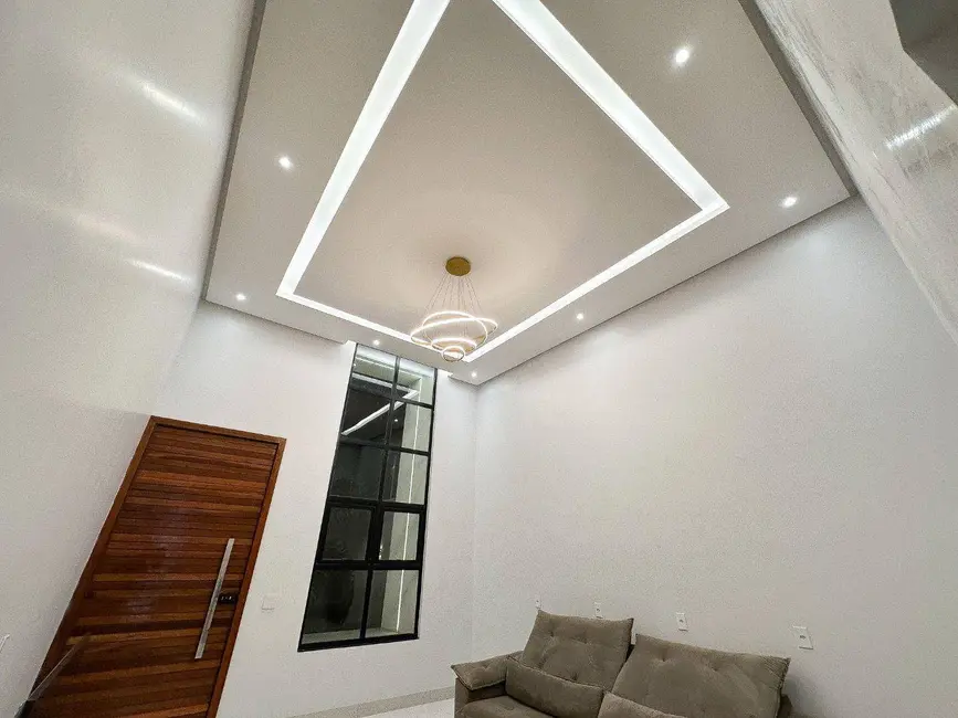 Casa com 3 quartos à venda, 360m2 em Itamaraty 4ª Etapa, Anapolis - GO - imagem 8 Foto 8 de Casa com 3 quartos à venda, 360m2 em Itamaraty 4ª Etapa, Anapolis - GO