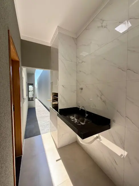 Casa com 3 quartos à venda, 150m2 em Jardim Primavera 2ª Etapa, Anapolis - GO - imagem 8 Foto 8 de Casa com 3 quartos à venda, 150m2 em Jardim Primavera 2ª Etapa, Anapolis - GO