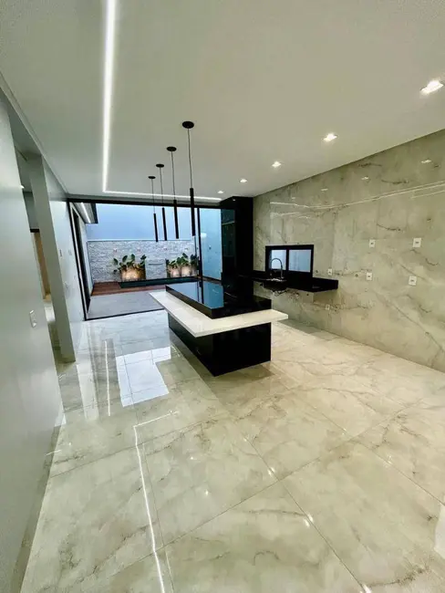 Casa com 3 quartos à venda, 300m2 em Parque Brasília 2ª Etapa, Anapolis - GO - imagem 8 Foto 8 de Casa com 3 quartos à venda, 300m2 em Parque Brasília 2ª Etapa, Anapolis - GO