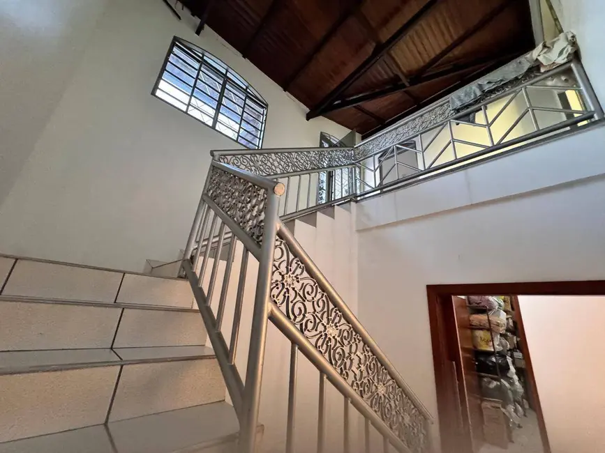 Casa com 3 quartos à venda, 300m2 em Parque Brasília 2ª Etapa, Anapolis - GO - imagem 7 Foto 7 de Casa com 3 quartos à venda, 300m2 em Parque Brasília 2ª Etapa, Anapolis - GO