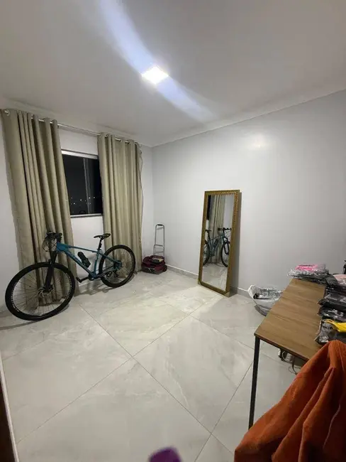 Foto 6 de Apartamento com 3 quartos à venda, 90m2 em Anapolis - GO