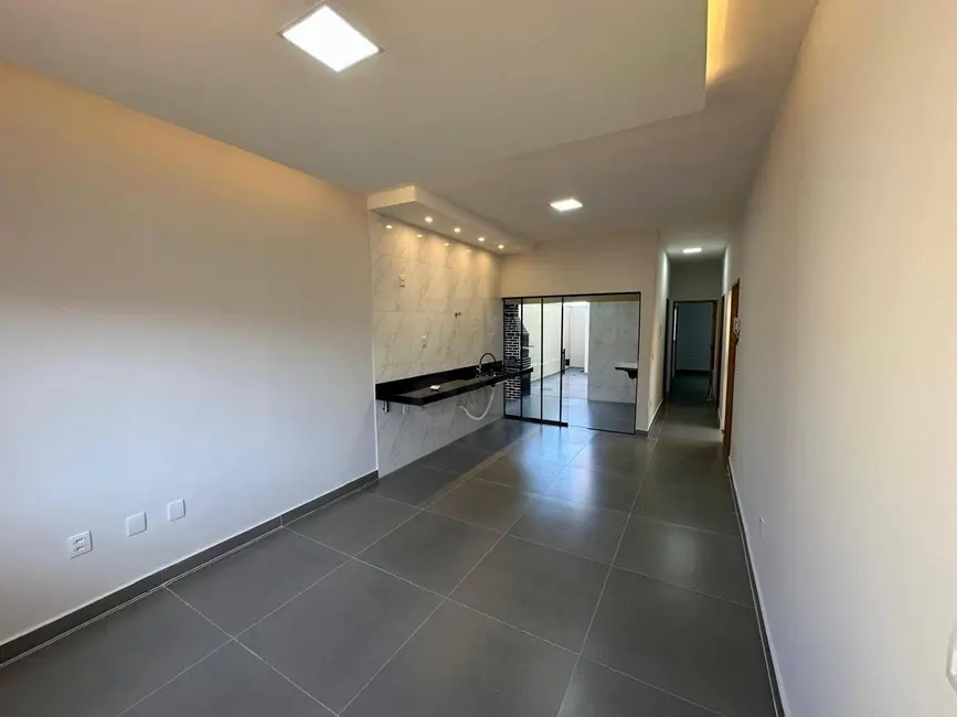 Foto 1 de Casa com 3 quartos à venda, 150m2 em Residencial Flamboyant, Anapolis - GO
