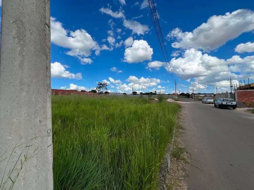 Foto 2 de Terreno / Lote à venda, 1096m2 em Anapolis - GO