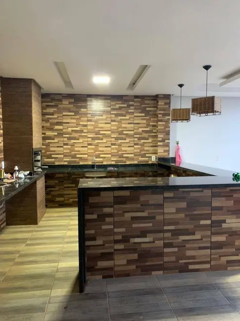 Foto 1 de Casa com 3 quartos à venda, 300m2 em Parque dos Pirineus, Anapolis - GO