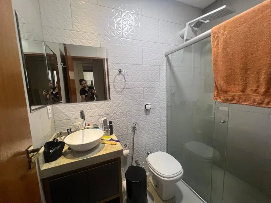 Casa com 3 quartos à venda, 200m2 em Anapolis - GO - imagem 2 Foto 2 de Casa com 3 quartos à venda, 200m2 em Anapolis - GO