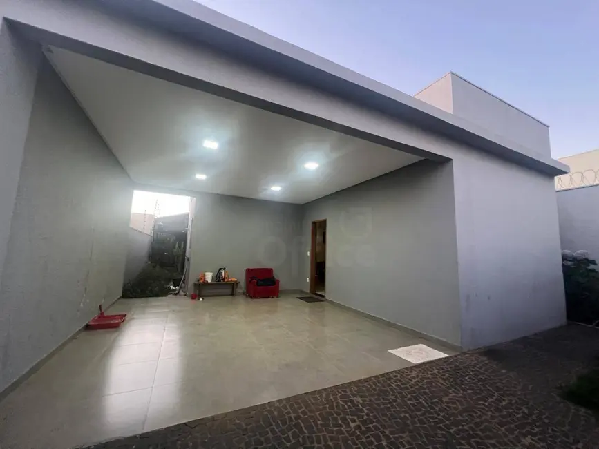 Foto 1 de Casa com 3 quartos à venda, 200m2 em Anapolis - GO