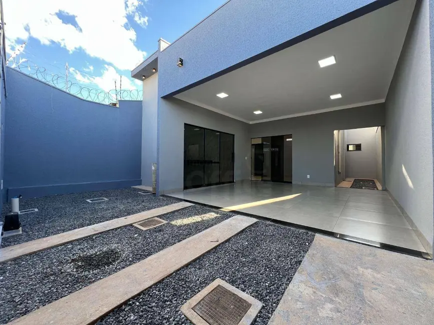 Casa com 3 quartos à venda, 150m2 em Víviam Parque, Anapolis - GO - imagem 2 Foto 2 de Casa com 3 quartos à venda, 150m2 em Víviam Parque, Anapolis - GO