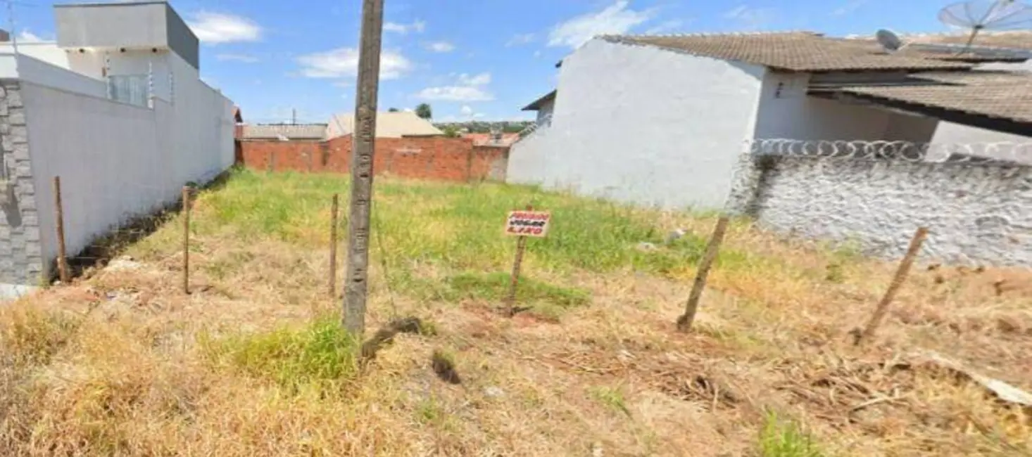 Foto 1 de Terreno / Lote à venda, 408m2 em Residencial Flamboyant, Anapolis - GO