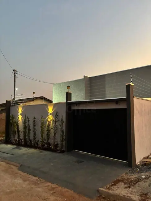Foto 1 de Casa com 3 quartos à venda, 200m2 em Residencial Morada Nova, Anapolis - GO
