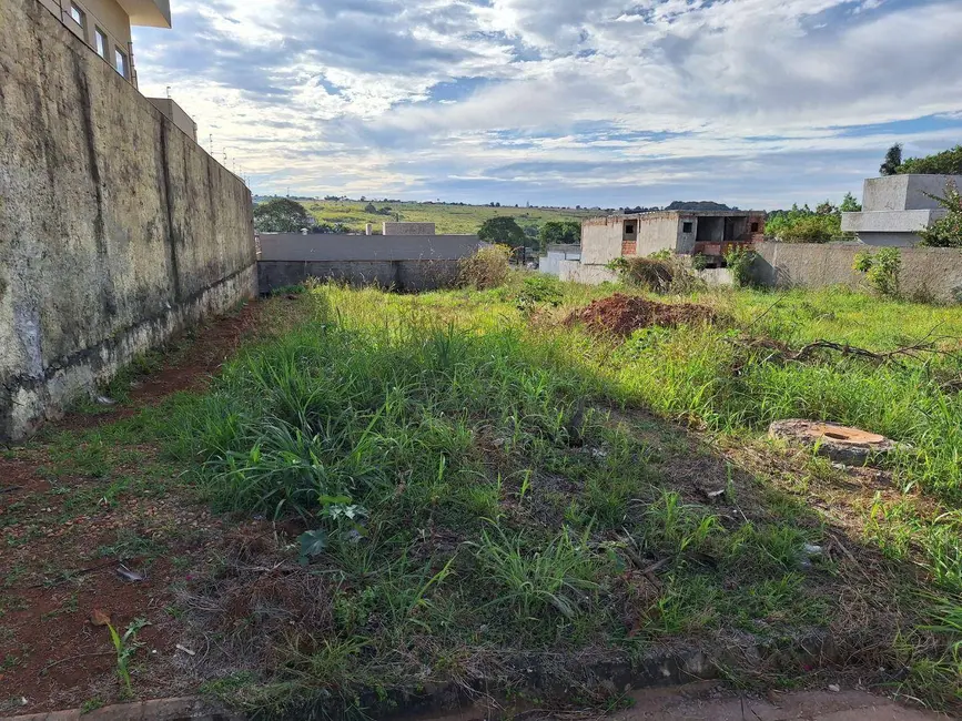 Foto 1 de Terreno / Lote à venda, 420m2 em Anápolis City, Anapolis - GO