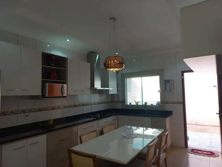 Casa com 3 quartos à venda, 200m2 em Residencial Aldeia dos Sonhos, Anapolis - GO - imagem 1 Foto 1 de Casa com 3 quartos à venda, 200m2 em Residencial Aldeia dos Sonhos, Anapolis - GO