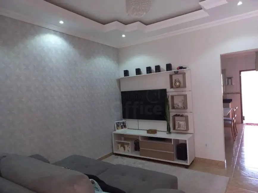 Casa com 3 quartos à venda, 200m2 em Residencial Aldeia dos Sonhos, Anapolis - GO - imagem 5 Foto 5 de Casa com 3 quartos à venda, 200m2 em Residencial Aldeia dos Sonhos, Anapolis - GO