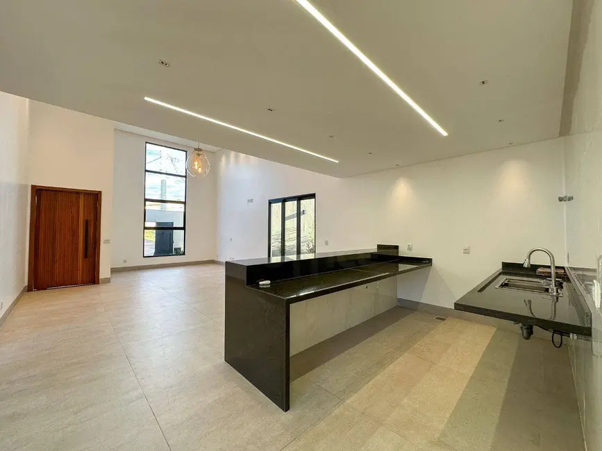 Casa com 4 quartos à venda, 408m2 em Anápolis City, Anapolis - GO - imagem 8 Foto 8 de Casa com 4 quartos à venda, 408m2 em Anápolis City, Anapolis - GO