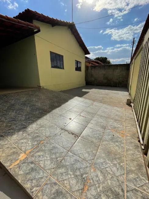 Casa com 3 quartos à venda, 360m2 em JK Nova Capital, Anapolis - GO - imagem 1 Foto 1 de Casa com 3 quartos à venda, 360m2 em JK Nova Capital, Anapolis - GO