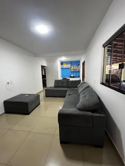 Casa com 3 quartos à venda, 360m2 em JK Nova Capital, Anapolis - GO - imagem 4 Foto 4 de Casa com 3 quartos à venda, 360m2 em JK Nova Capital, Anapolis - GO