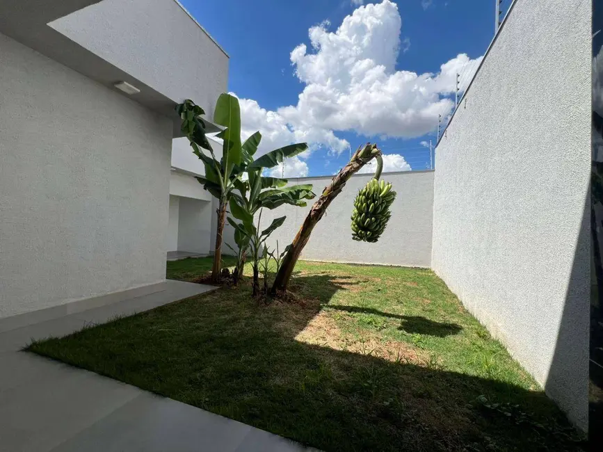 Foto 8 de Casa com 3 quartos à venda, 250m2 em Jardim Arco Verde, Anapolis - GO