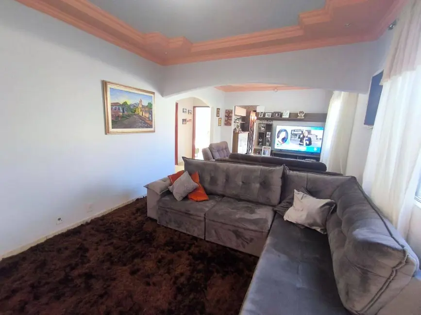 Foto 5 de Casa com 4 quartos à venda, 278m2 em Boa Vista, Anapolis - GO