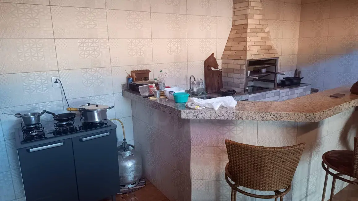 Casa com 2 quartos à venda, 300m2 em Residencial Veneza, Anapolis - GO - imagem 3 Foto 3 de Casa com 2 quartos à venda, 300m2 em Residencial Veneza, Anapolis - GO