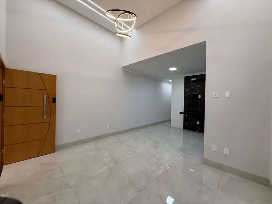 Foto 4 de Casa com 3 quartos à venda, 150m2 em Víviam Parque, Anapolis - GO